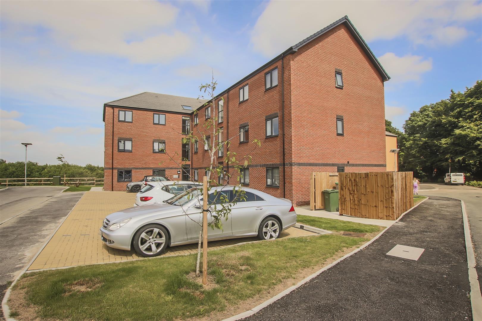 2 Bed Apartment For Sale - Main Image